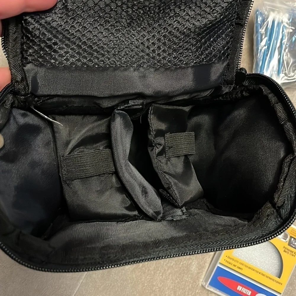 Zeikos 5 piece Digital camera bag, tripod and accessories, new